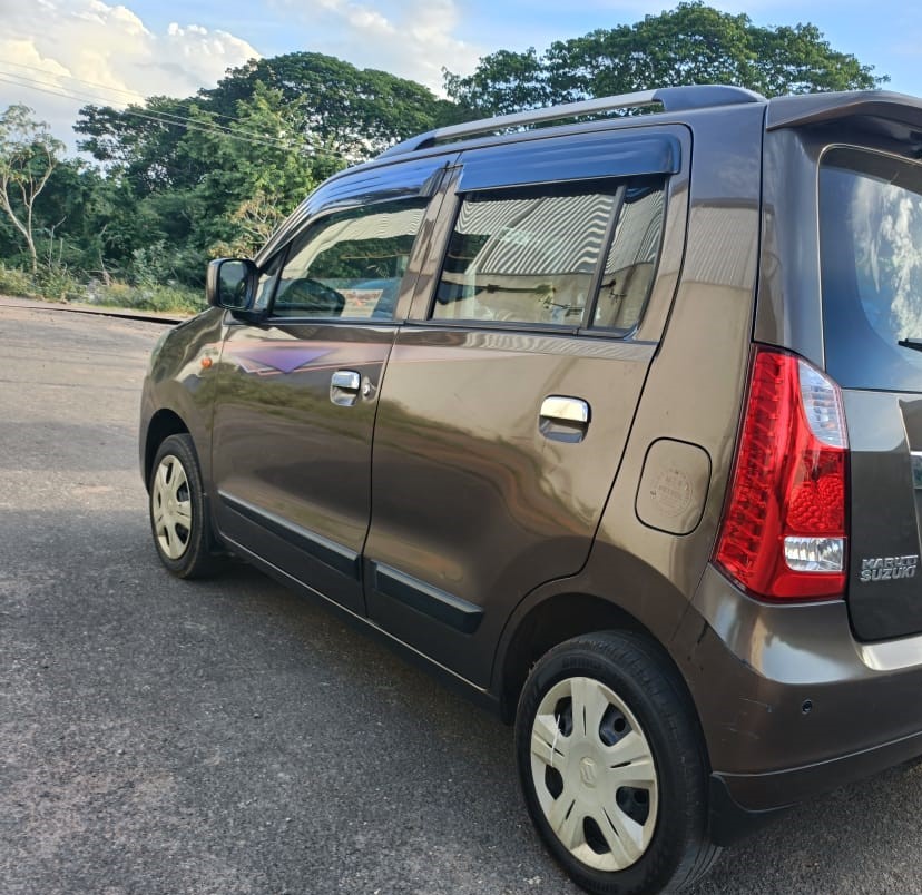 Maruti Suzuki Wagon R 1.0(2010-2013) Vxi